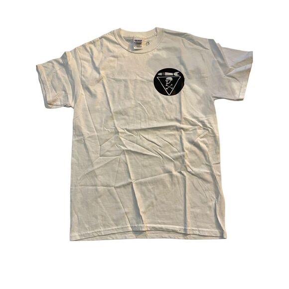 DESERT PIRATES GRAPHIC T SHIRT - Picture 1 of 3